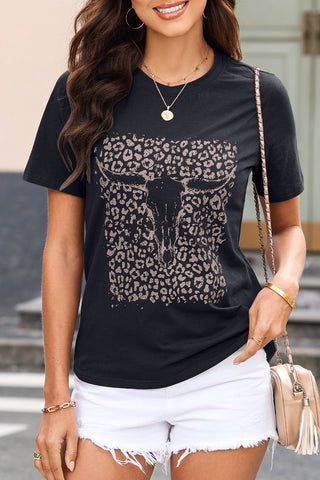 Graphic Round Neck Short Sleeve T - Shirt - A Roese Boutique