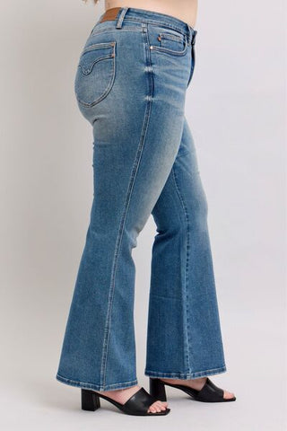 Judy Blue MR Tummy Control Vintage Wash Jeans - A Roese Boutique