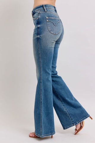 Judy Blue MR Tummy Control Vintage Wash Jeans - A Roese Boutique