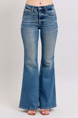 Judy Blue MR Tummy Control Vintage Wash Jeans - A Roese Boutique