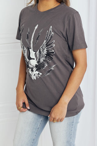 mineB Full Size Eagle Graphic Tee Shirt - A Roese Boutique