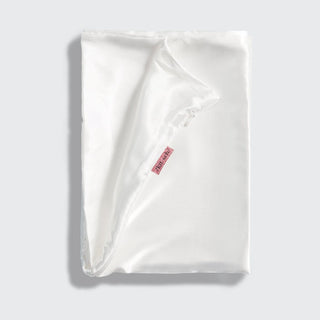 Satin Pillowcase in Ivory - A Roese Boutique