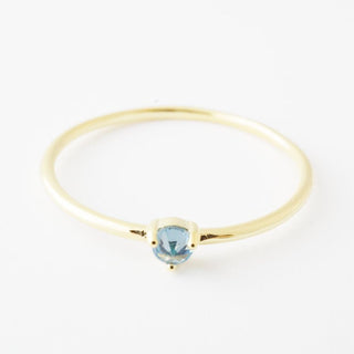 Aquamarine Crystal Point Solitaire Ring - A Roese Boutique