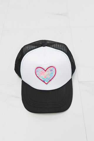 Fame Falling For You Trucker Hat in Black - A Roese Boutique