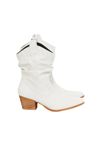 MMShoes Better in Texas Scrunch Cowboy Boots in White - A Roese Boutique